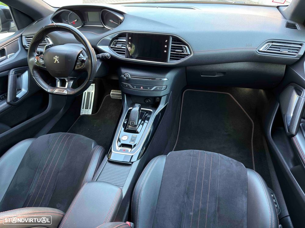 Peugeot 308 1.6 PureTech GT - 31