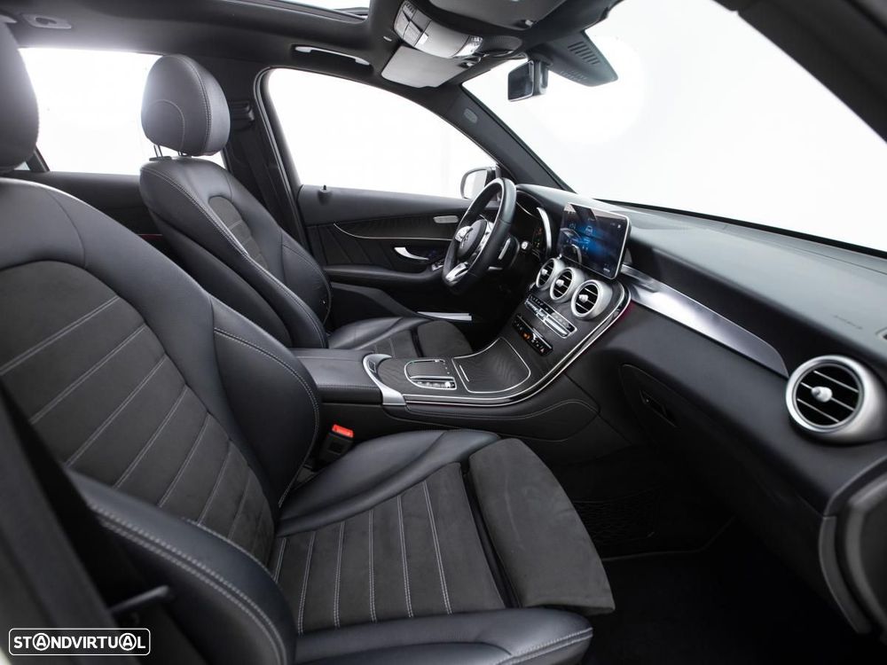 Mercedes-Benz GLC 200 4Matic 9G-TRONIC AMG Line - 11