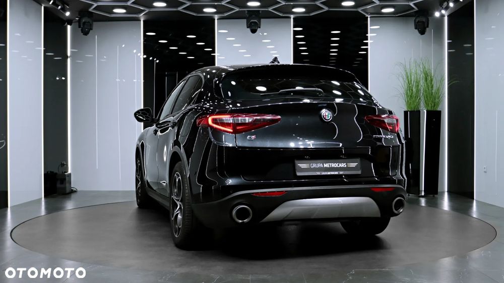 Alfa Romeo Stelvio 2.0 Turbo Executive Q4 - 7