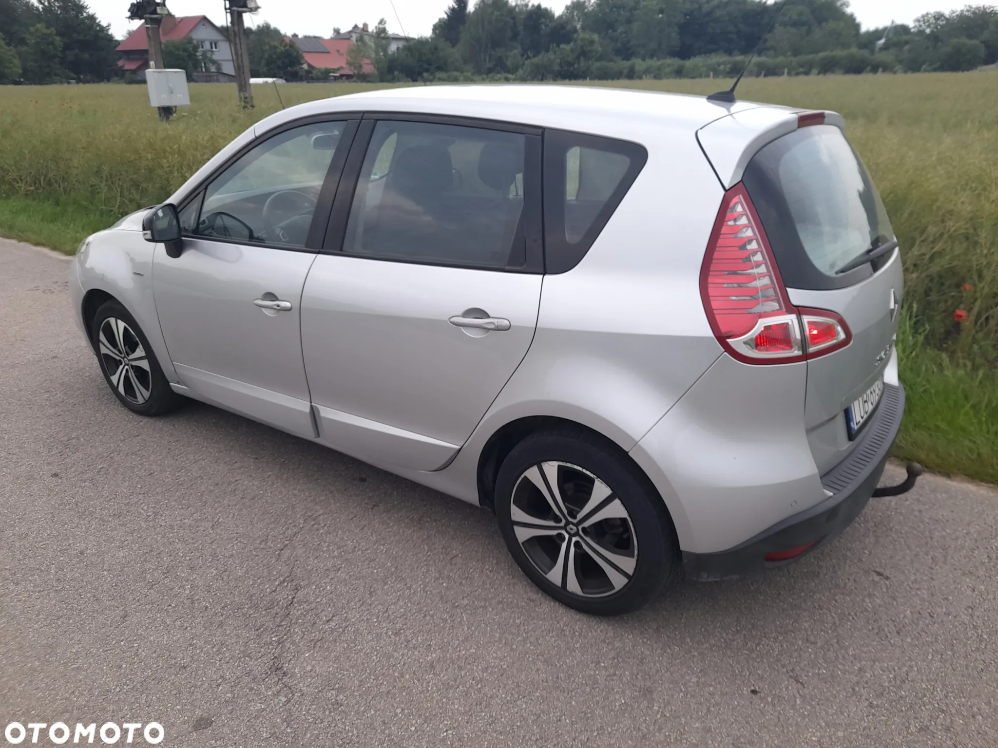 Renault Scenic 1.4 16V TCE Bose Edition - 3