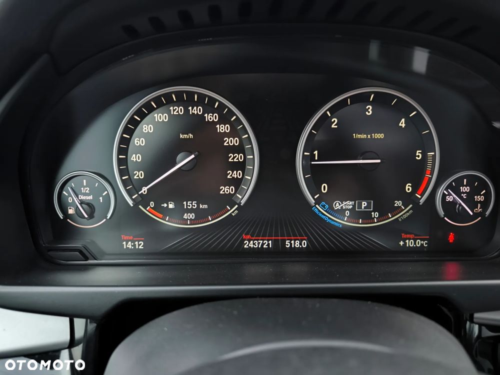 BMW X5 xDrive25d - 23