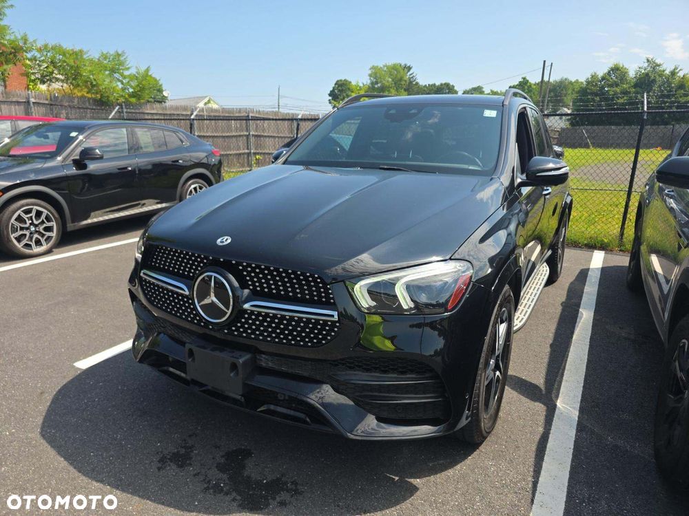 Mercedes-Benz GLE - 1
