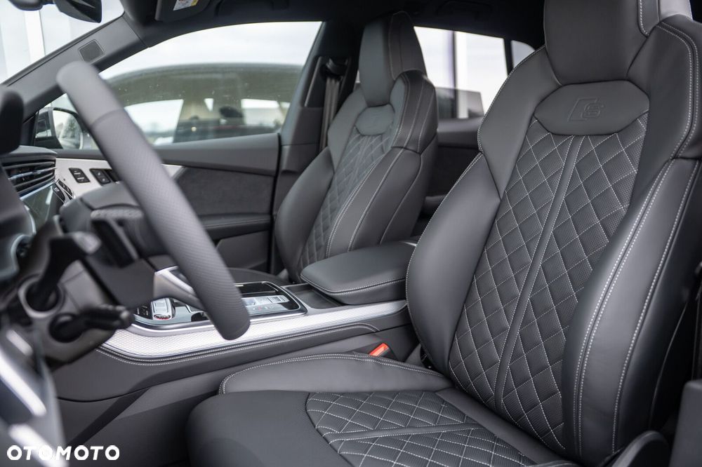 Audi SQ8 TFSI Quattro Tiptronic - 11