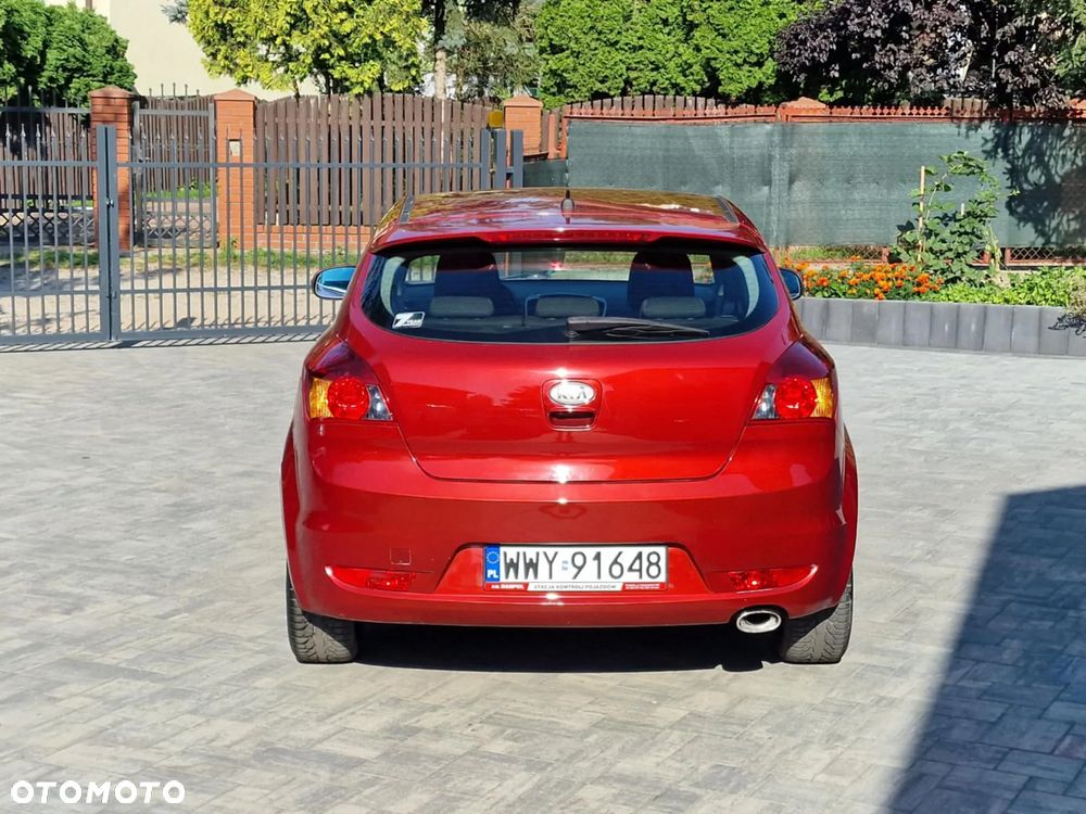 Kia ProCeed - 11