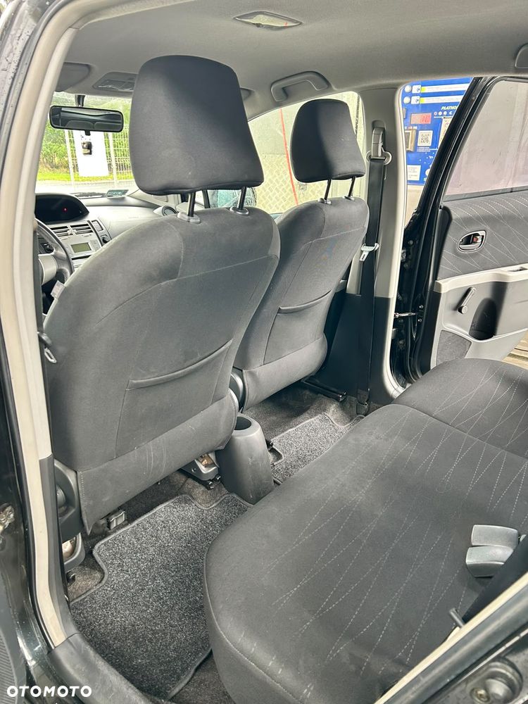Toyota Yaris 1.4 D-4D Luna A/C - 8