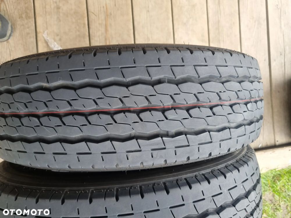 Opony Firestone Vanhawk 2 205/65R16C 107T ,2023r.2x7mm bdb stan - 2