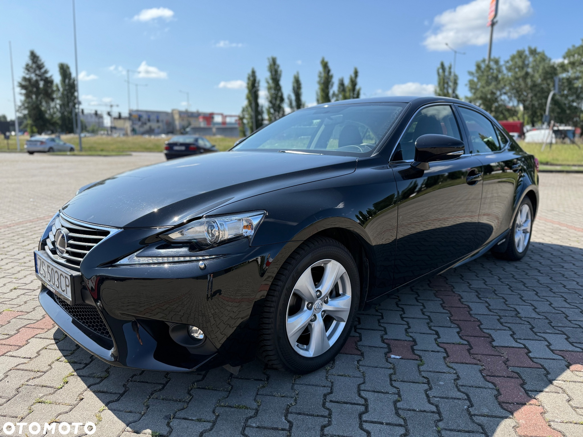 Lexus IS 300h Elite - 3