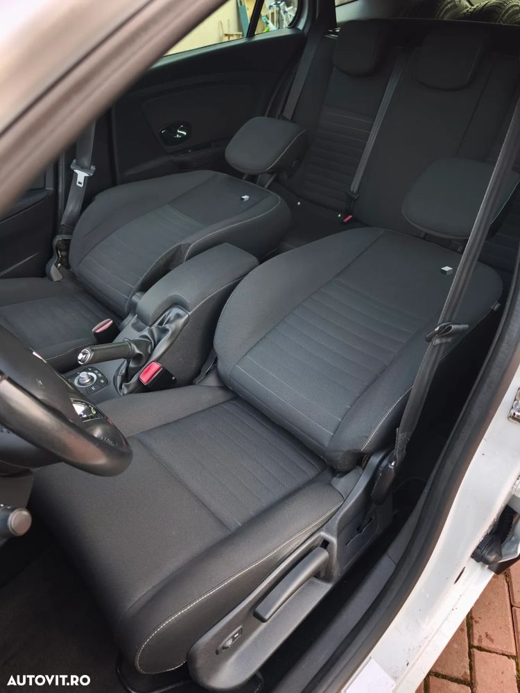 Renault Megane 1.5 dCi Dynamique Aut. - 21