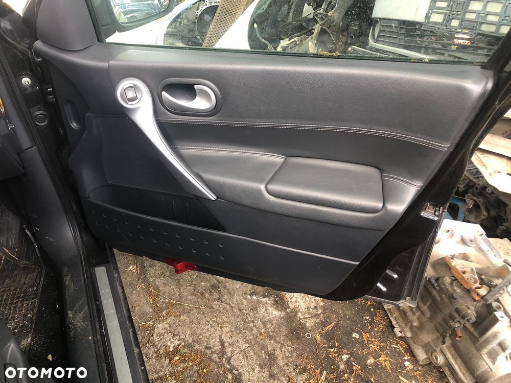 Renault Megane 2 II  boczki tapicerka drzwi skórzane    lift  CENA ZA 4 SZTUKI - 3