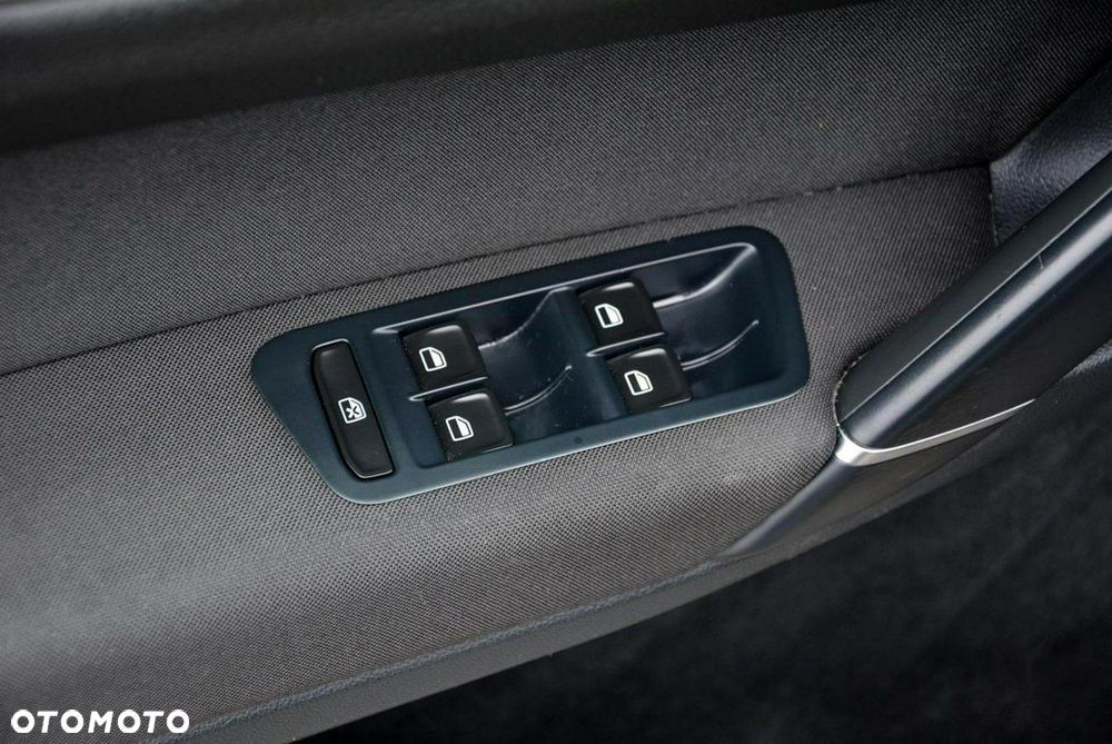 Volkswagen Golf Sportsvan 1.6 TDI BlueMotion Technology Comfortline - 33