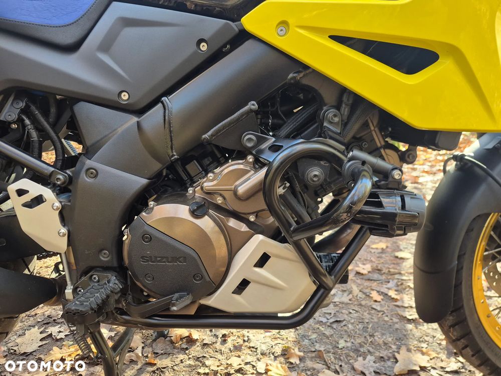 Suzuki DL - 26