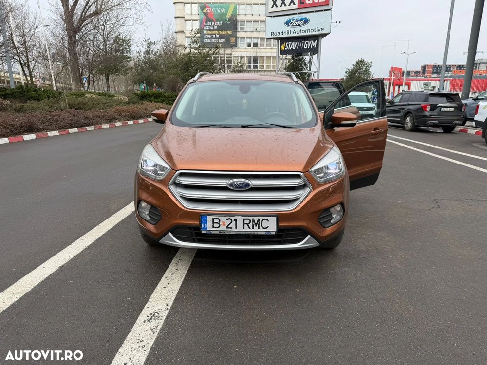 Ford Kuga 2.0 TDCi 4WD Powershift Titanium - 6