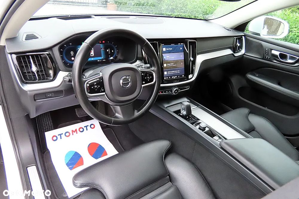 Volvo V60 Cross Country B4 D AWD Geartronic - 38