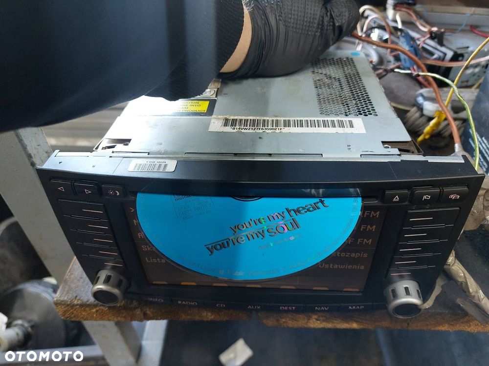 RADIO ODTWARZACZ VOLKSWAGEN TOUAREG I ROZKODOWANE 7L6035191R ID: 238192 - 7