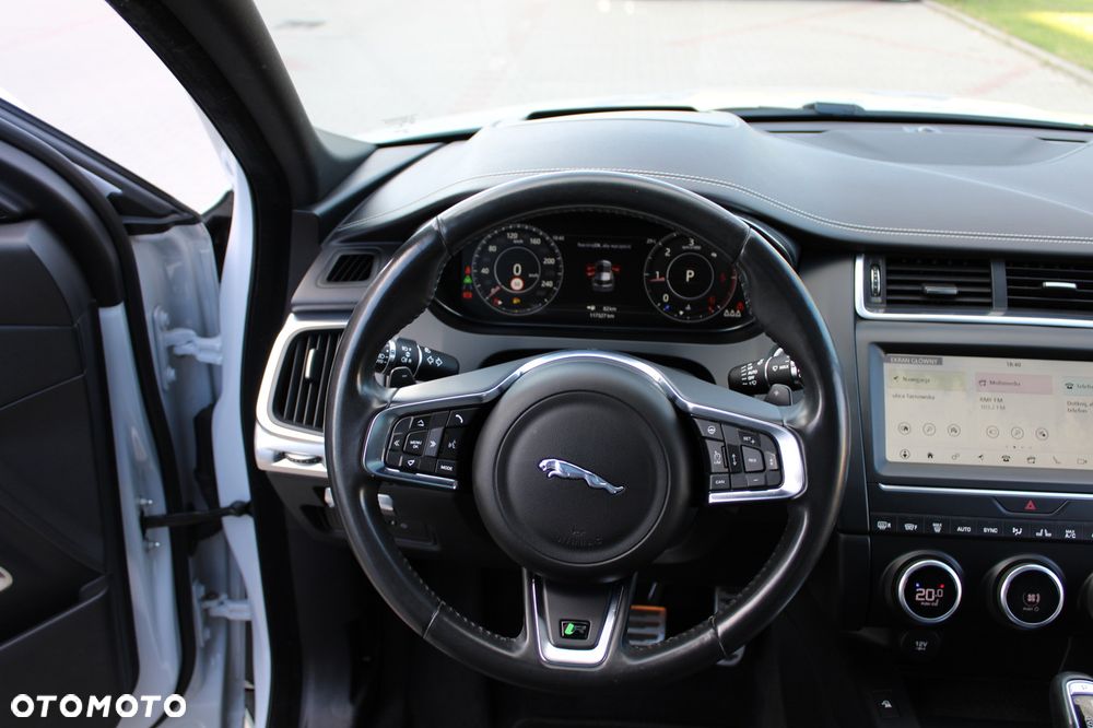 Jaguar E-Pace D240 AWD R-Dynamic SE - 40