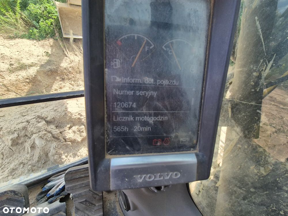 Volvo EC 240 C N L - 10