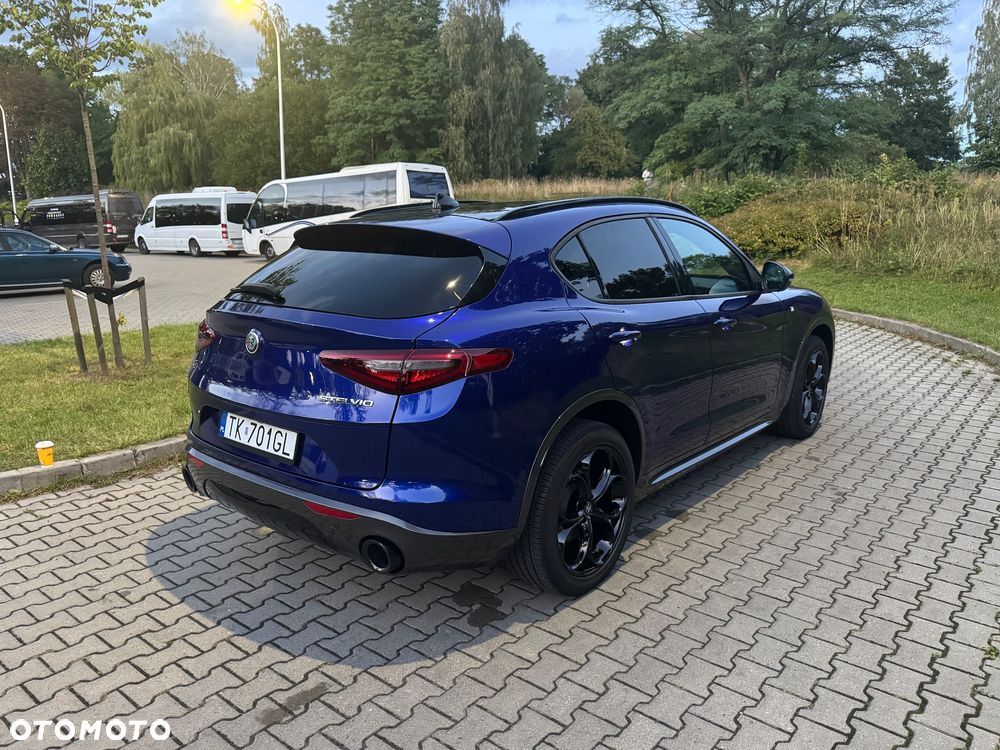 Alfa Romeo Stelvio 2022 photo 4