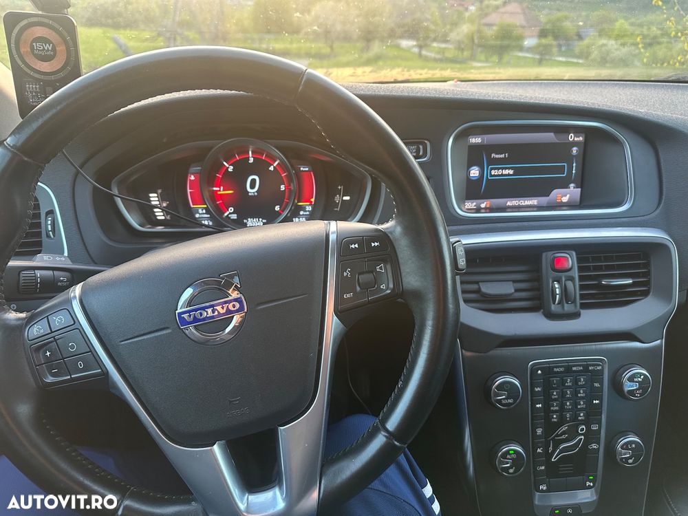 Volvo V40 D2 Basic - 6