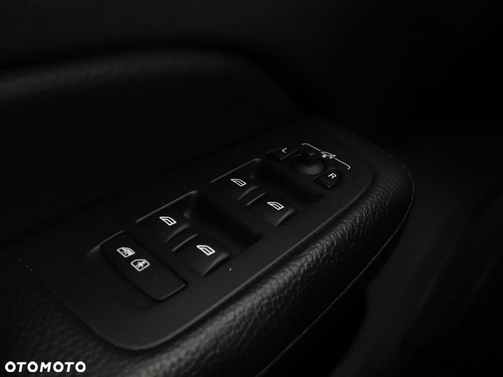 Volvo V60 Cross Country D4 AWD - 34