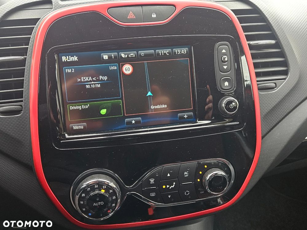 Renault Captur TCe 120 EDC Helly Hansen - 4