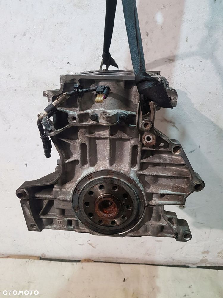 dół silnika volvo v70 xc60 xc70 s60 s80 2.4d d5244t15 181km - 3