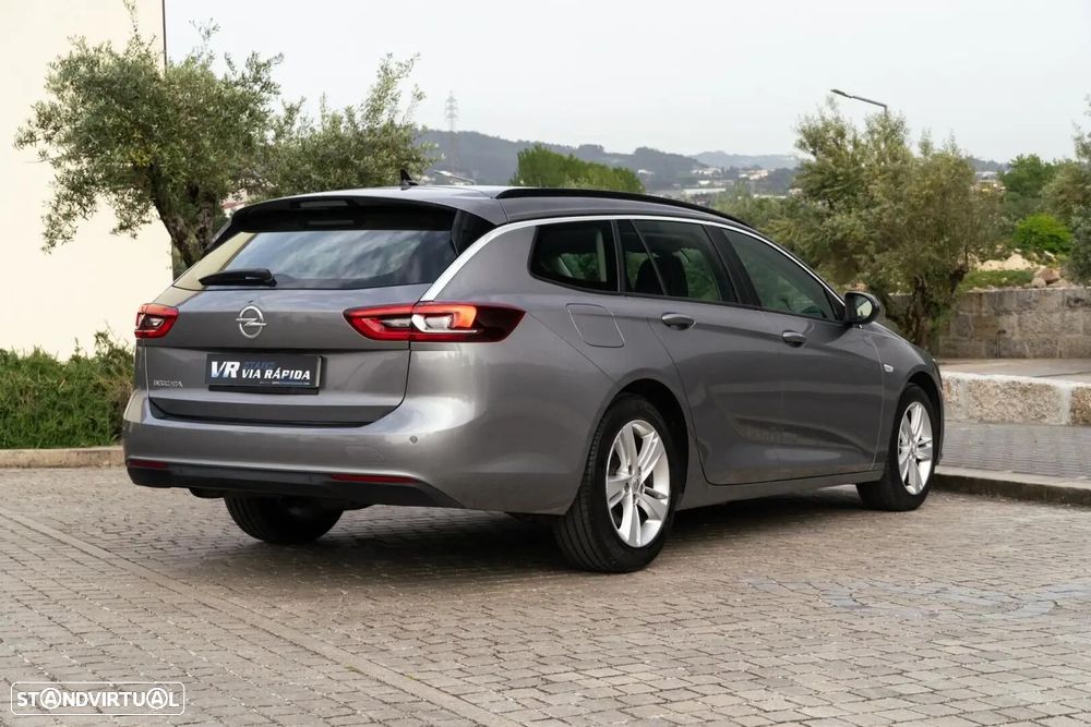 Opel Insignia Sports Tourer - 5