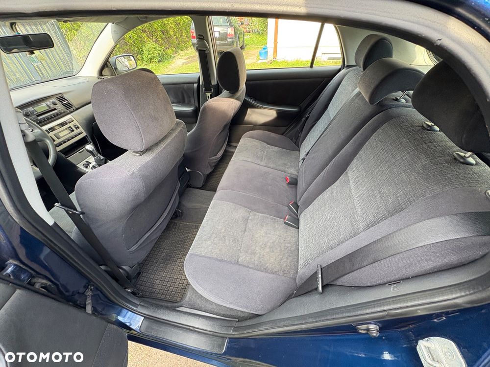 Toyota Corolla 2.0 D-4D Sol - 26