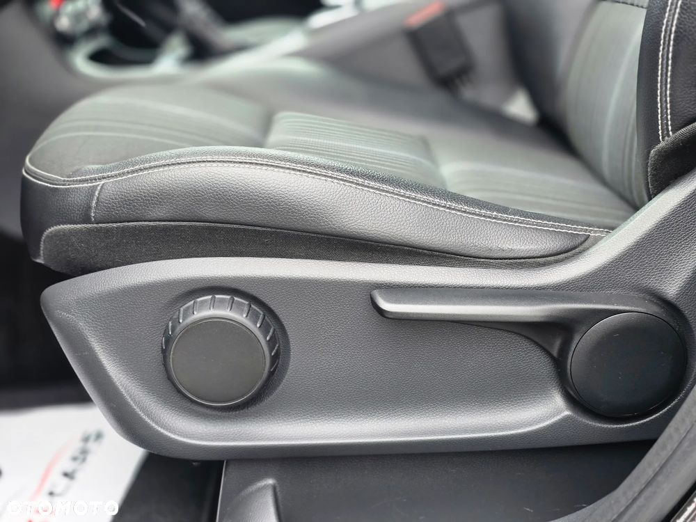 Mercedes-Benz Klasa B 180 BlueEFFICIENCY Edition Style - 32