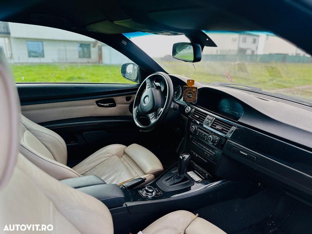 BMW Seria 3 320d Aut. - 9