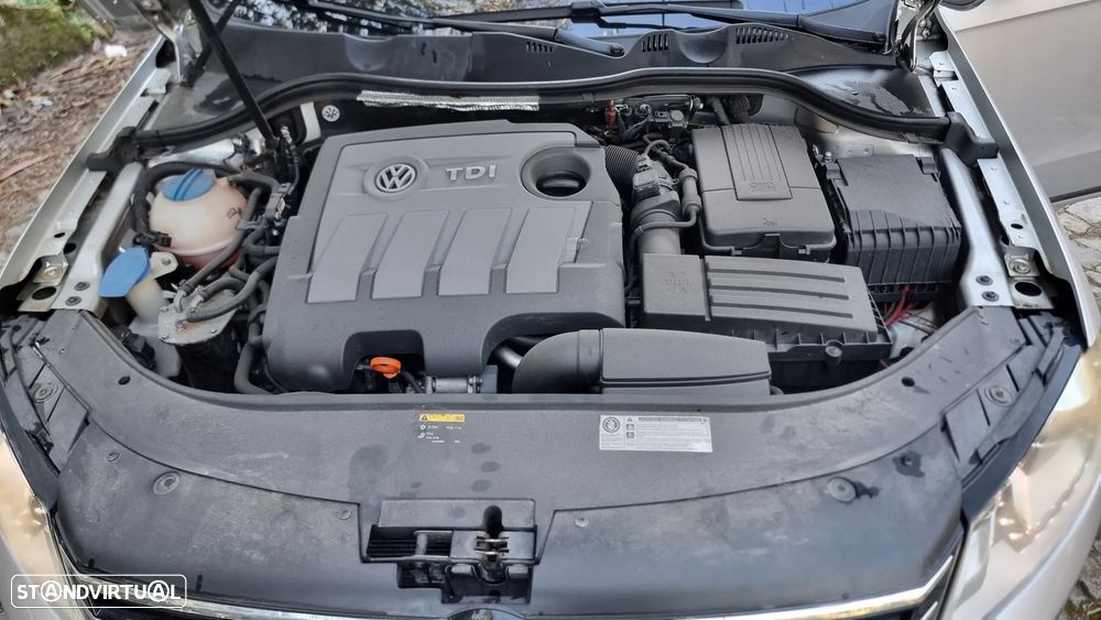 VW Passat Variant 1.6 TDI Confortline BlueMotion - 13