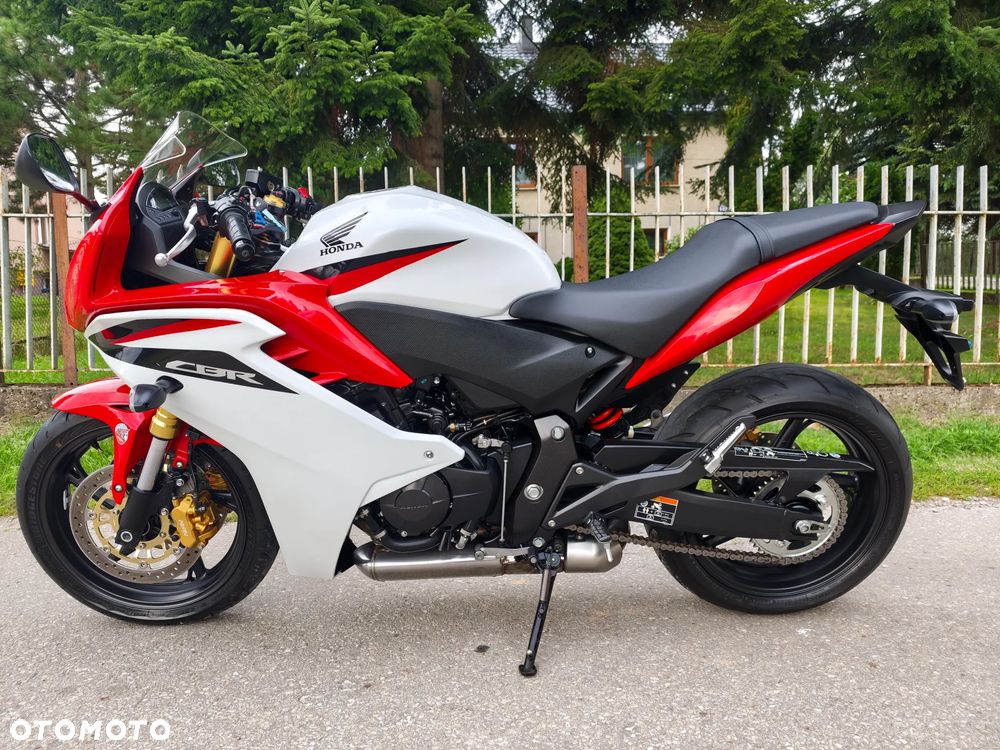 Honda CBR - 9