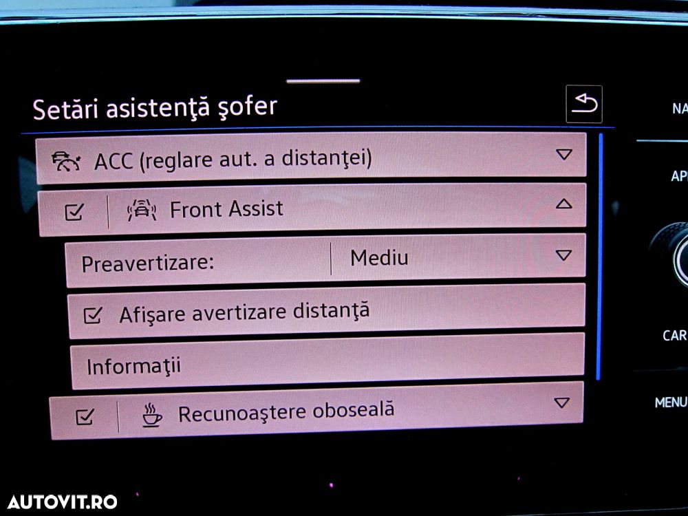 Volkswagen Touran 2.0 TDI SCR DSG Comfortline - 23