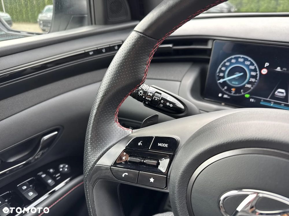 Hyundai Tucson 1.6 T-GDi HEV Executive N Line 4WD - 21