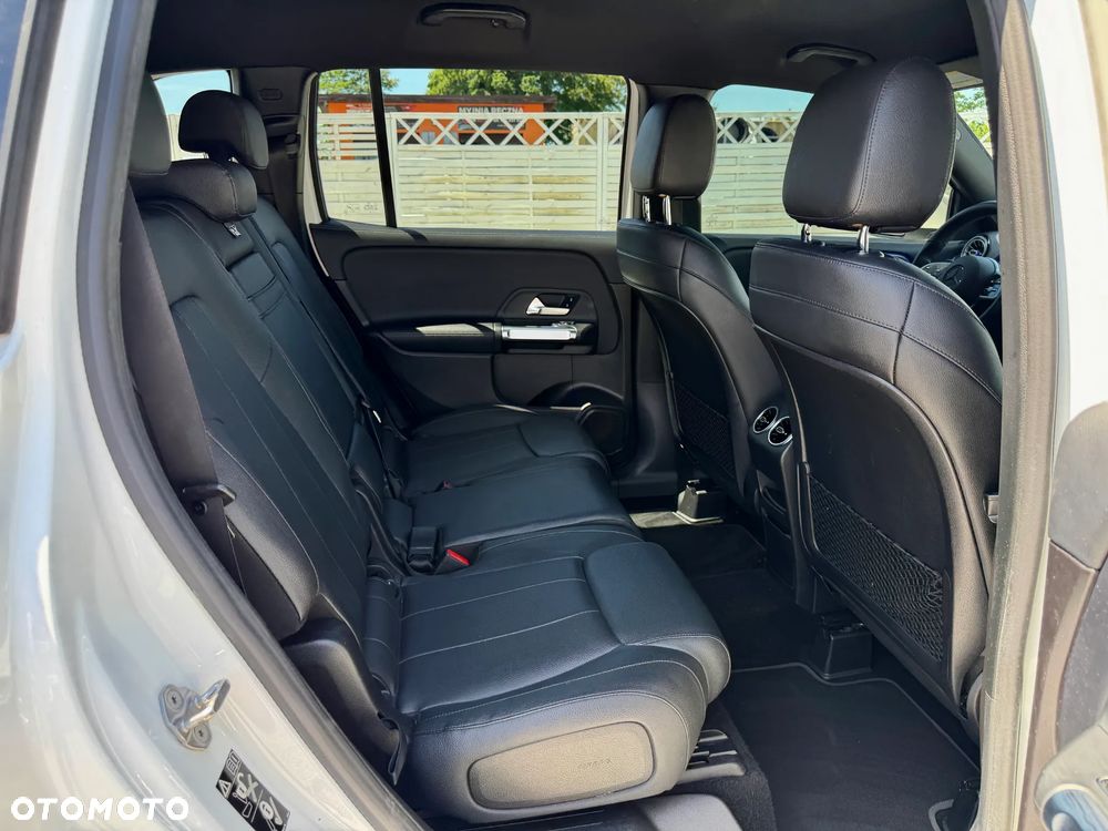 Mercedes-Benz GLB 250 4Matic 8G-DCT - 20