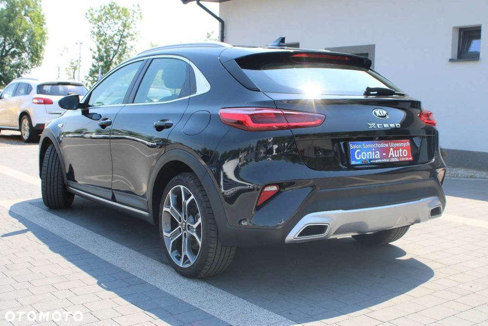 Kia XCeed - 4