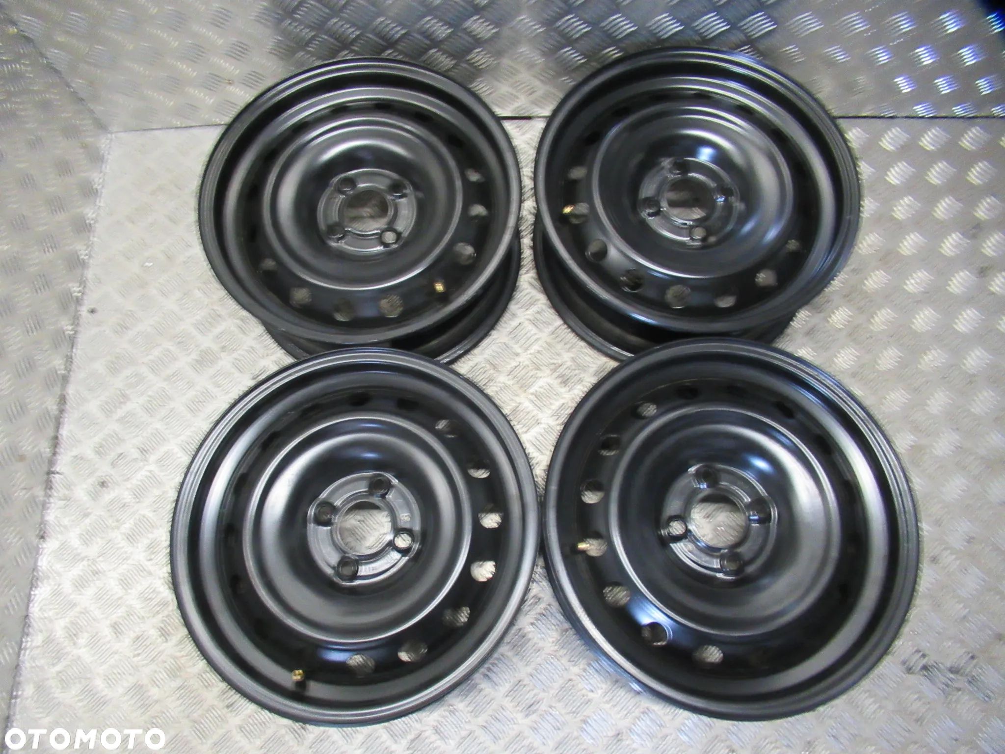 Felgi Renault Clio Modus Zoe Dacia Dokker Joggr Lodgy Sandero 6Jx15 et31 4x100 JAK NOWE - 1