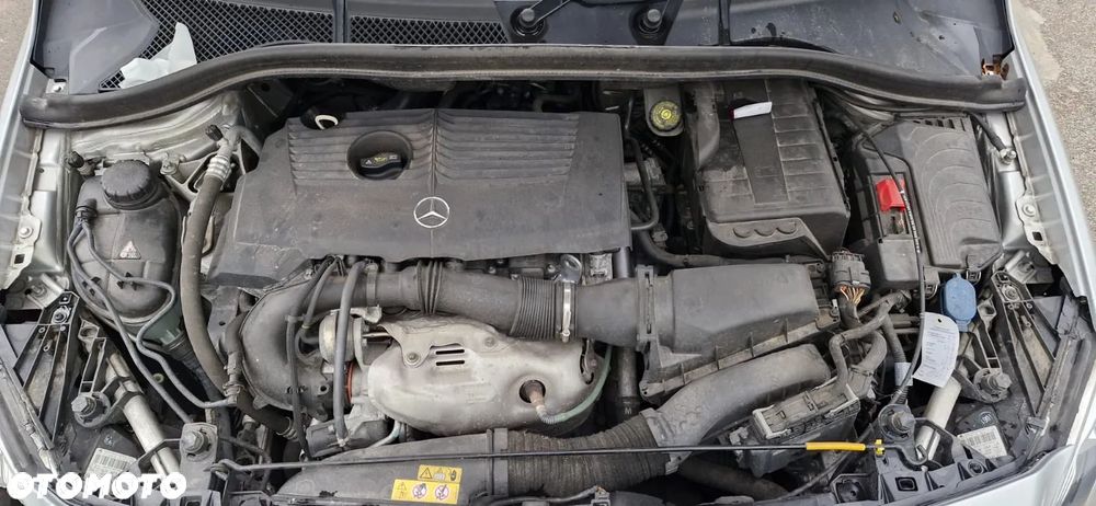 Mercedes-Benz Klasa B 200 Peak Edition - 14