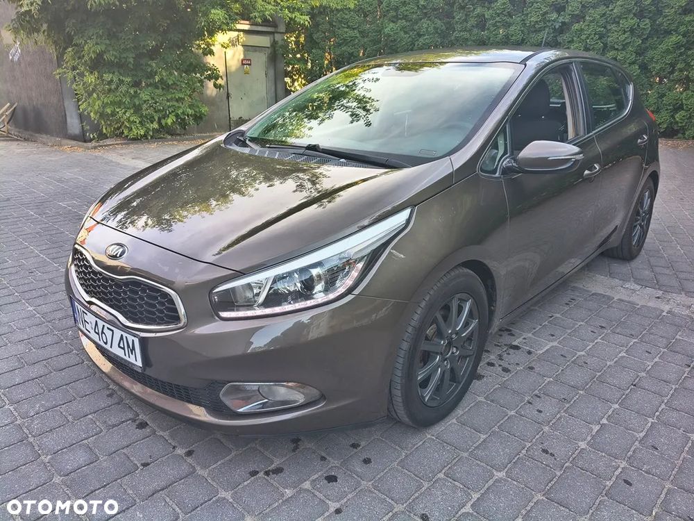 Kia Ceed 1.6 CRDi M - 11