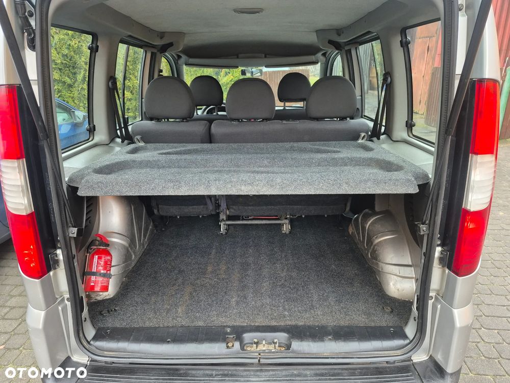 Fiat Doblo 1.9 JTD Dynamic - 12