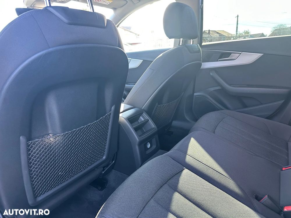 Audi A4 35 TFSI MHEV Advanced - 7