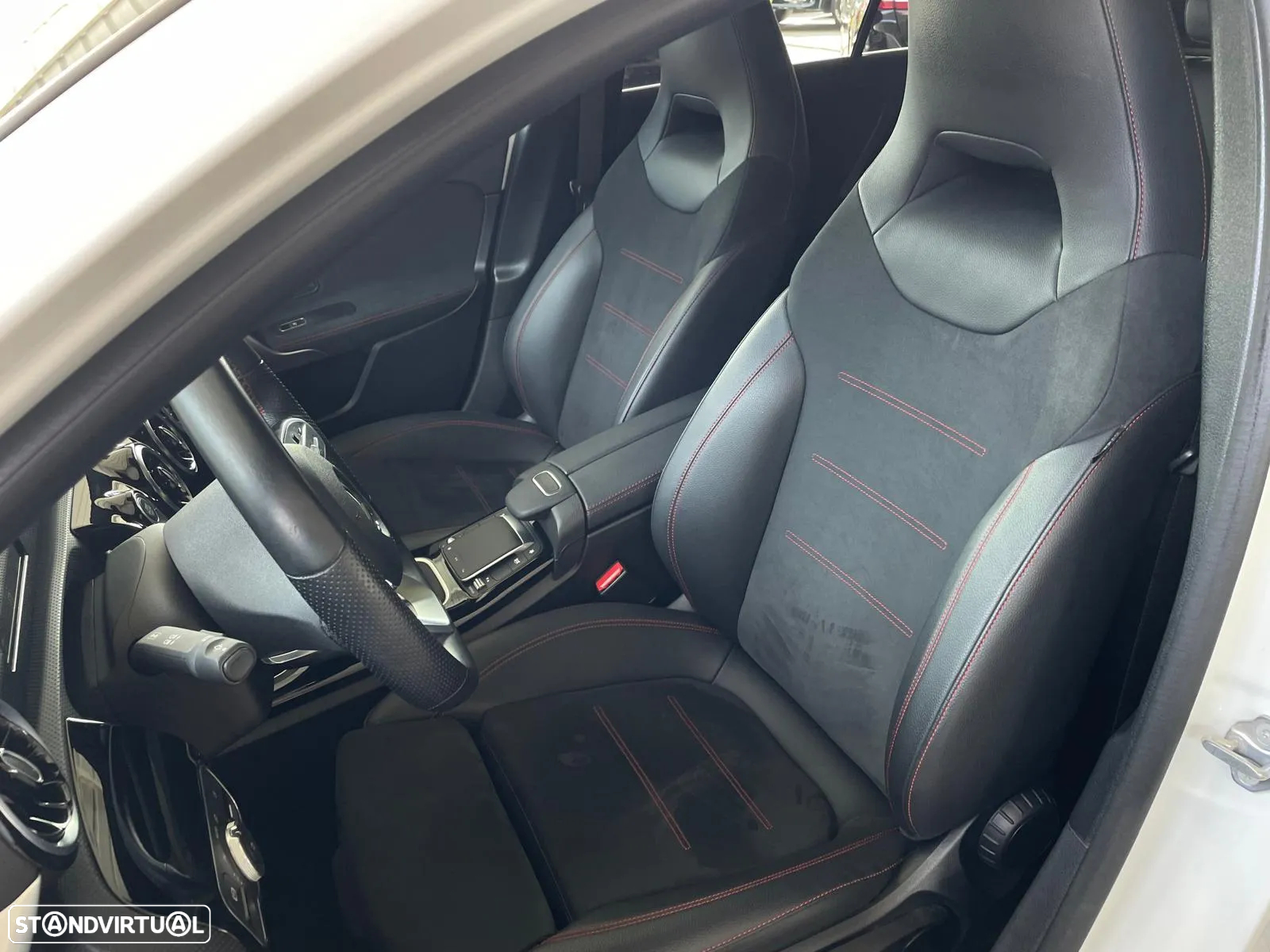 Mercedes-Benz A 180 d AMG Line - 10
