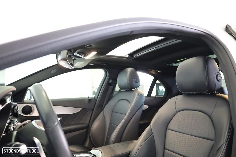 Mercedes-Benz C 350 e - 25