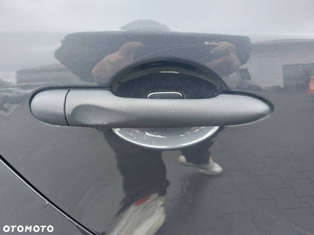DRZWI KOMPLETNE PRAWY TYŁ RENAULT MEGANE III TEB66 - 2