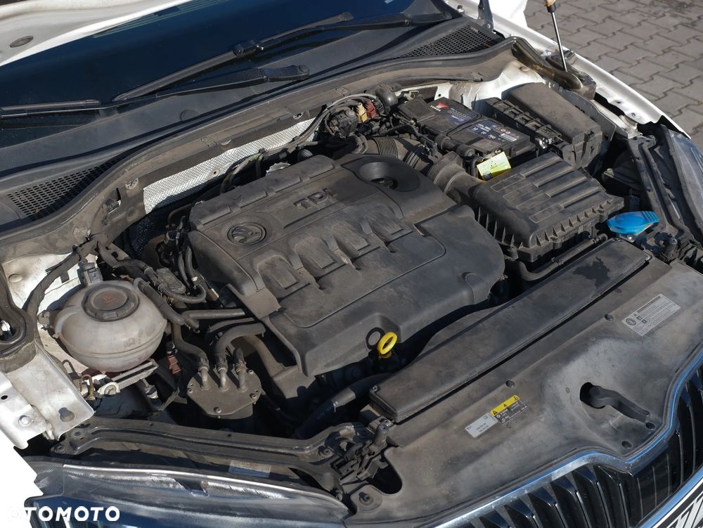 Skoda Superb 2.0 TDI Ambition DSG7 - 27