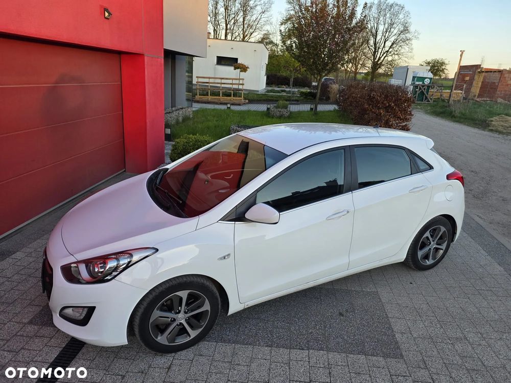 Hyundai i30 1.6 CRDi Comfort - 1