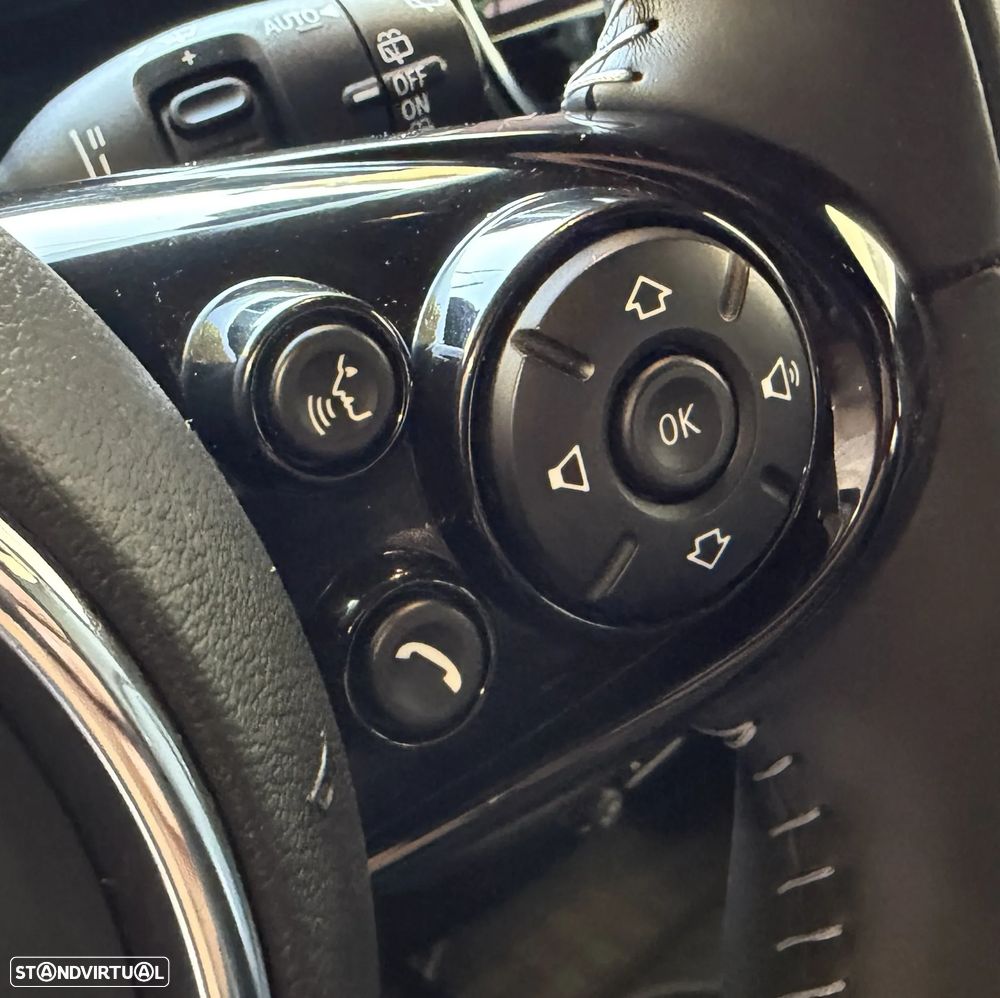 MINI Clubman Cooper D Premium Essential Auto - 15
