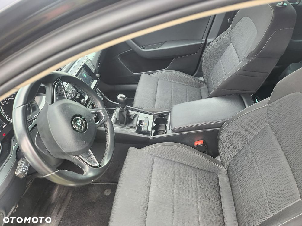 Skoda Superb 2.0 TDI Ambition - 15