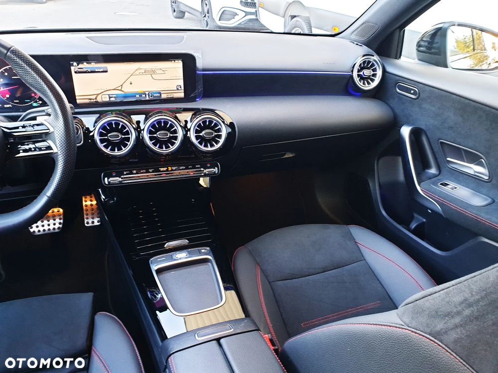 Mercedes-Benz Klasa A 200 AMG Line 7G-DCT - 11