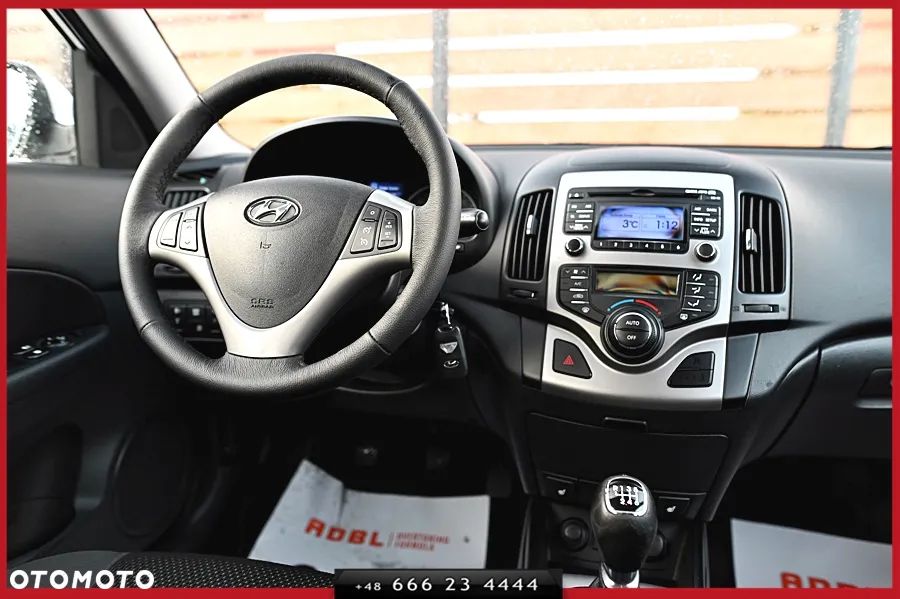 Hyundai i30 1.6 CRDI blue Comfort - 17