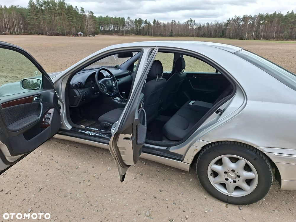 Mercedes-Benz Klasa C 180 Avantgarde - 6